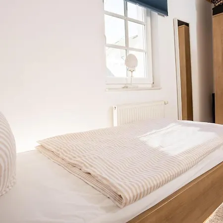 Seemannsgarn - Tolle Erdgeschosswohnung Mit Kaminofen Fuer Bis Zu 4 Personen - Haustiere Herzlich Willkommen Apartment *