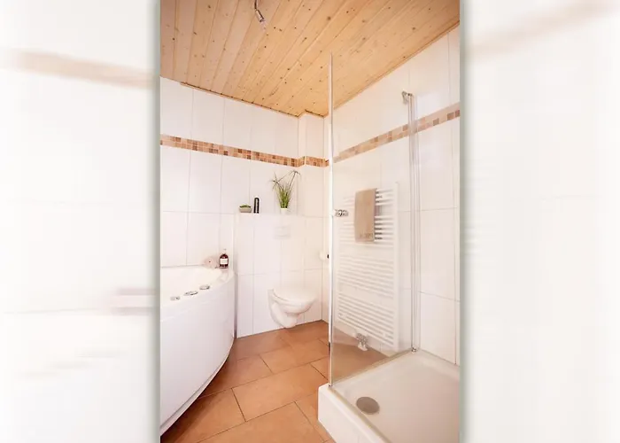 Seemannsgarn - Tolle Erdgeschosswohnung Mit Kaminofen Fuer Bis Zu 4 Personen - Haustiere Herzlich Willkommen Апартаменты *